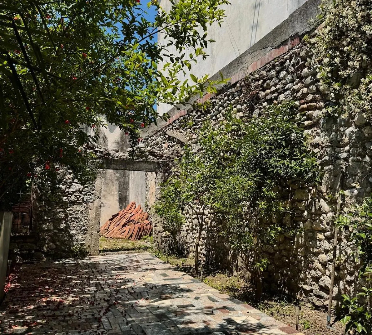 Casa vacanze Moodhaus - City Garden Escape Shkodër